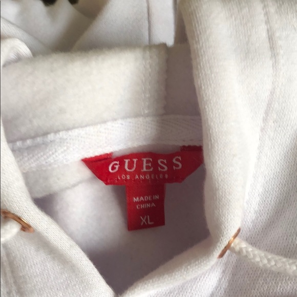 ***DONATED*** NWOT Guess hoodie - Picture 6 of 7